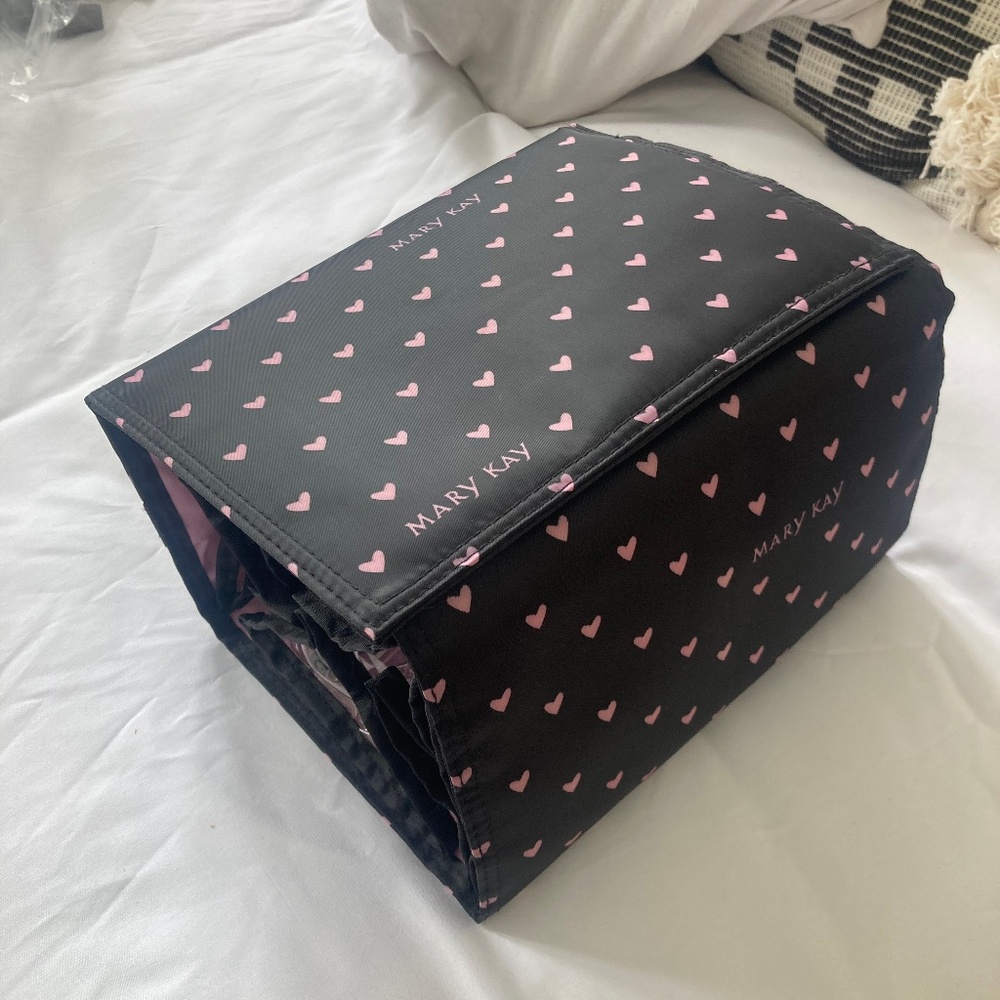 Mary Kay Travel Roll Up Bag Only NO Cosmetics New Hearts